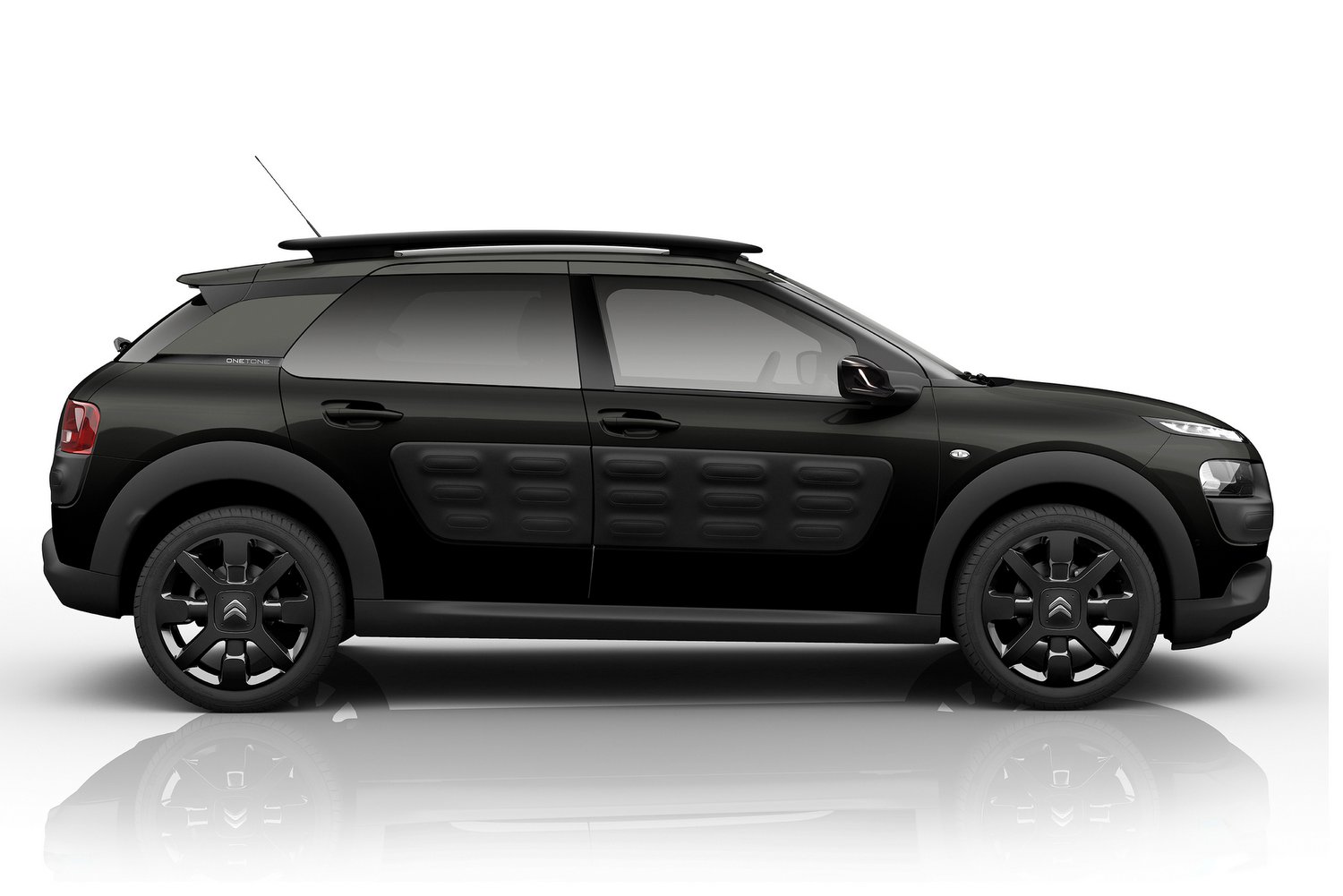 Citroën C4 Cactus OneTone : Darth Vader városi járgánya 1