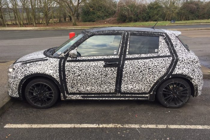 Érkezik a Suzuki Swift Sport! 6 | Vezess 2-2017-Suzuki-Swift-Sport-left-side-spy-shot-France