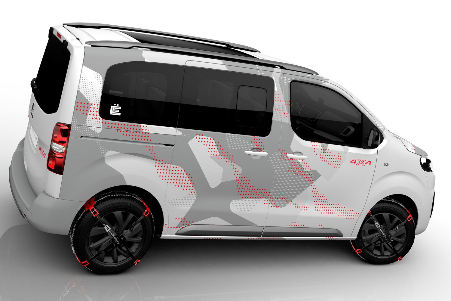 Játékbusz felnőtteknek: Citroën SpaceTourer 4X4 Ë Concept 10