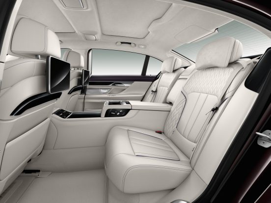 210-P90208714-highRes