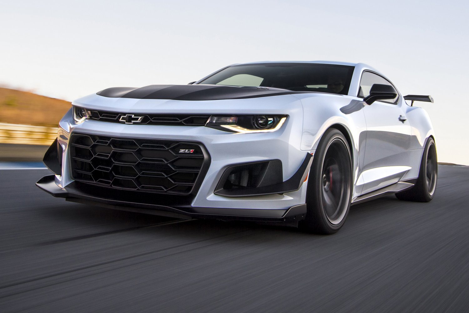 Chevy Camaro ZL1 1LE: csak véletlenül kap rendszámot 9