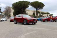 Alfa Stelvio:  SUV, ami sportkocsinak képzeli magát 44