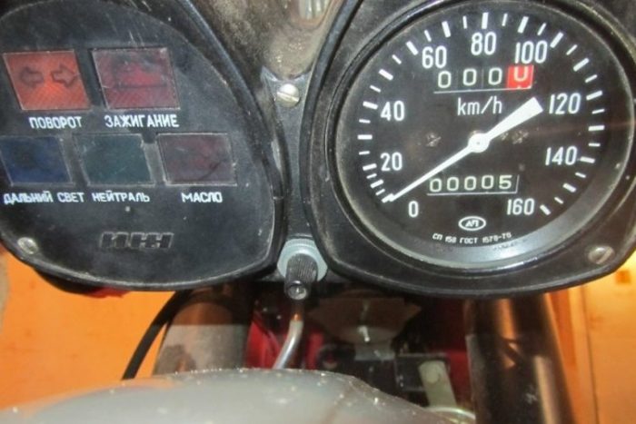 Ritka kincsre bukkantak egy orosz garázs mélyén