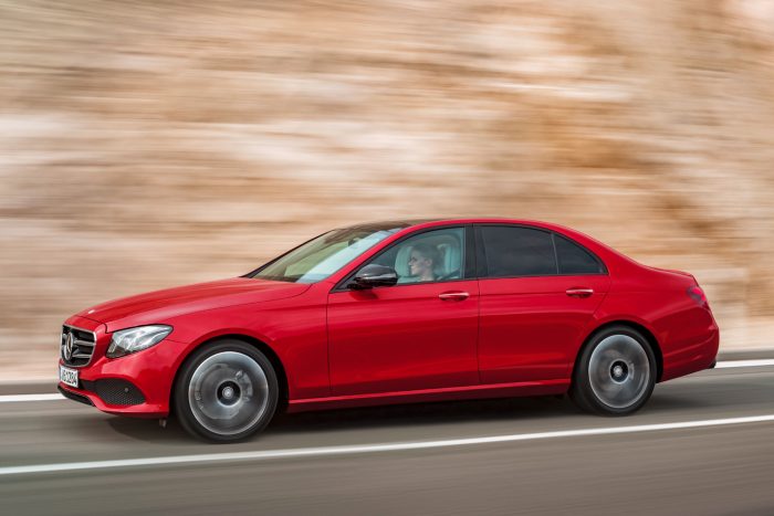 Itt megtalálod a világ legjobb autóját 19 Mercedes E-osztály