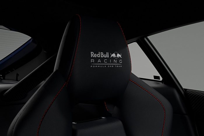 Aston Martin Vantage S Red Bull Racing Edition