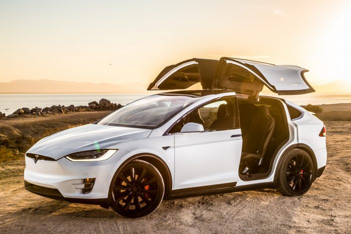 Itt megtalálod a világ legjobb autóját 28 Tesla Model X