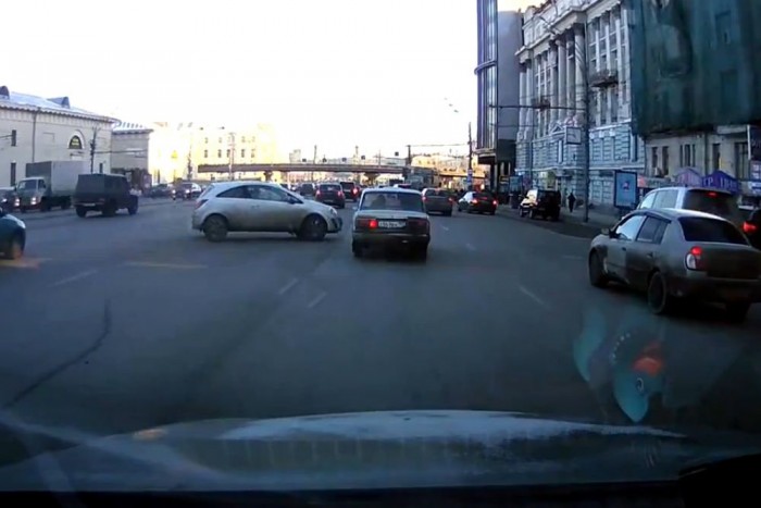 Videón az évszázad parkolása