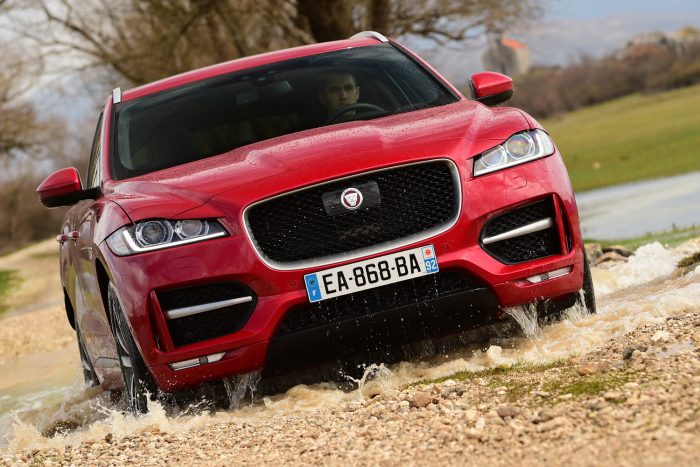 Itt megtalálod a világ legjobb autóját 6 Jaguar F-Pace