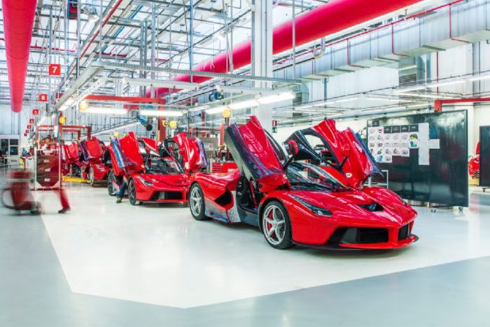 Szárnyal a Ferrari
