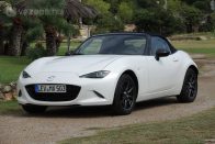 Mazda MX-5 – Minden, ami egy sportkocsitól kell 49