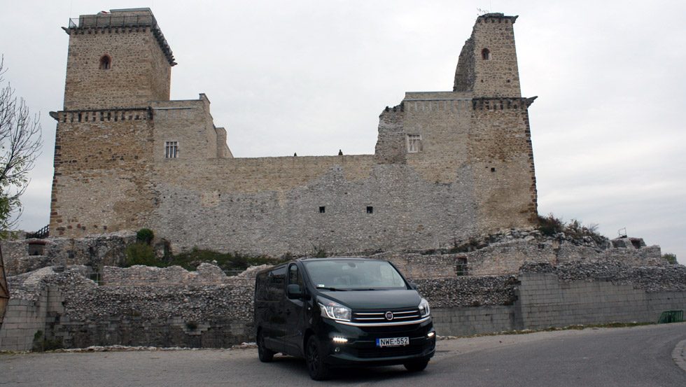 Minek két turbó 145 lóerőhöz?