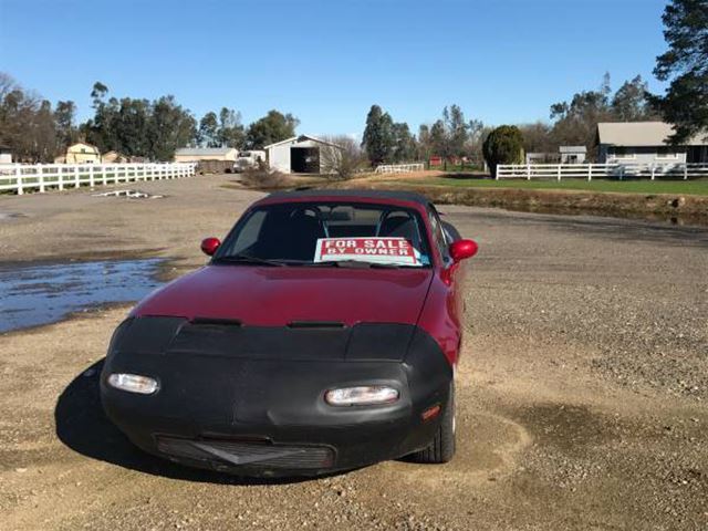 Furcsa platós Mazda MX-5 keresi új gazdáját 5