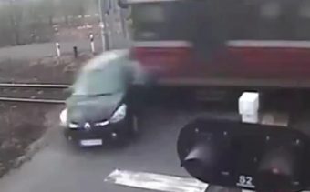 Ilyen hülye miért vezet?