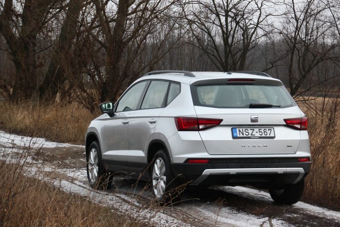 Pórázon tartott Tiguan 45 A VW Tiguannal és a Skoda Kodiaq közvetlen rokona az Ateca