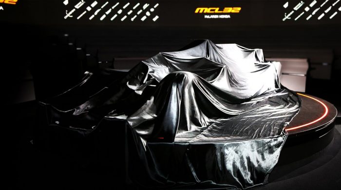 F1: Jön a narancssárga McLaren, nézd élőben itt!