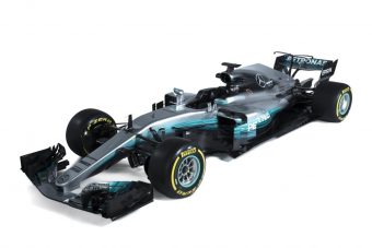F1: Stúdiófotókon a Mercedes új autója