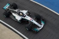 F1: Pályán a Mercedes új autója 13