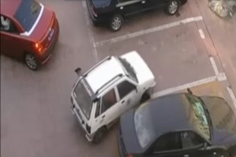 Ezt a parkolást már 14 millióan látták, nem csodálkozunk