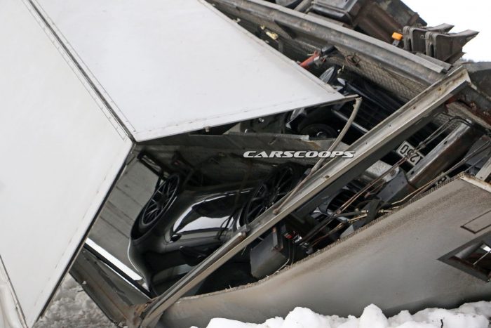 Porsche-Truck-Crash-8