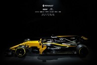 Fekete-sárga a Renault új Forma-1-ese 15