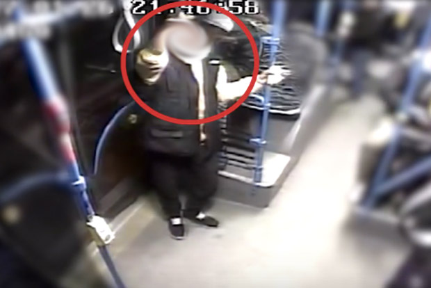 Feladta magát az erzsébeti buszos mobiltolvaj