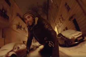 A budapesti srác snowboarddal ment munkába