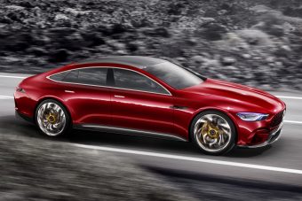 Jön az AMG 800 lóerős brutálhibridje!