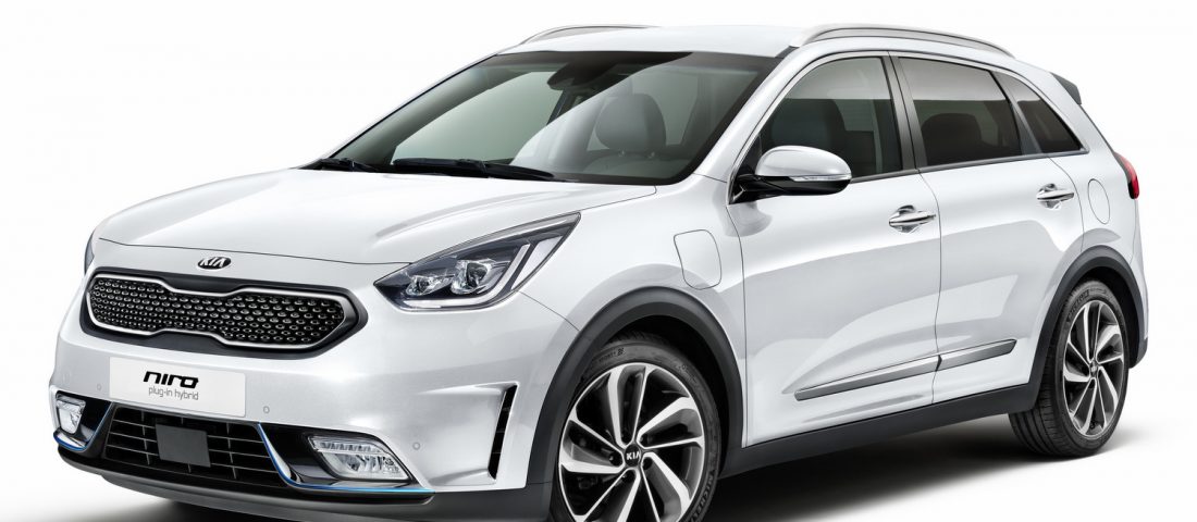 Konnektoros hibridekkel erősít a Kia