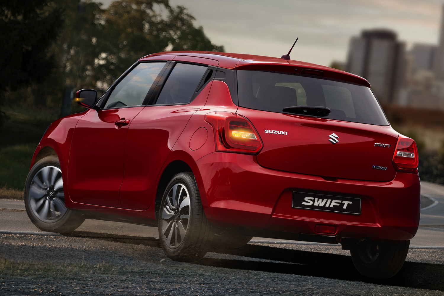 Itt az új Suzuki Swift! 18