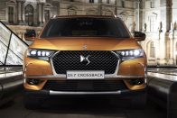 DS7 Crossback: kompakt luxusterepjáró Franciaországból 24