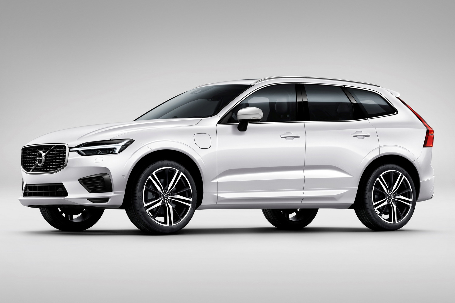 Volvo XC60: nincs több frontális ütközés? (40 fotó) 39