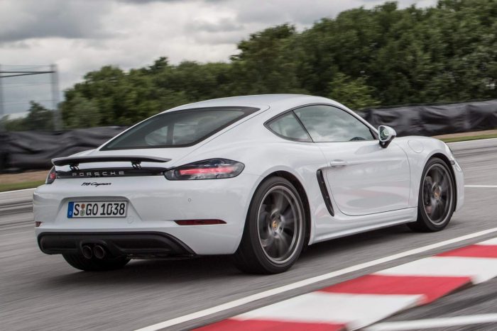1-porsche_718_cayman_37
