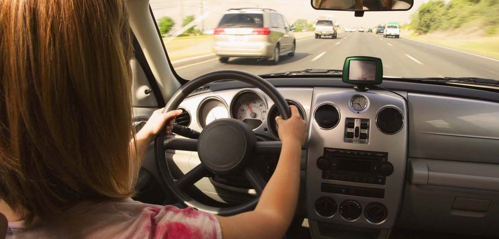 Magabiztos női sofőr – tények és tévhitek (X)