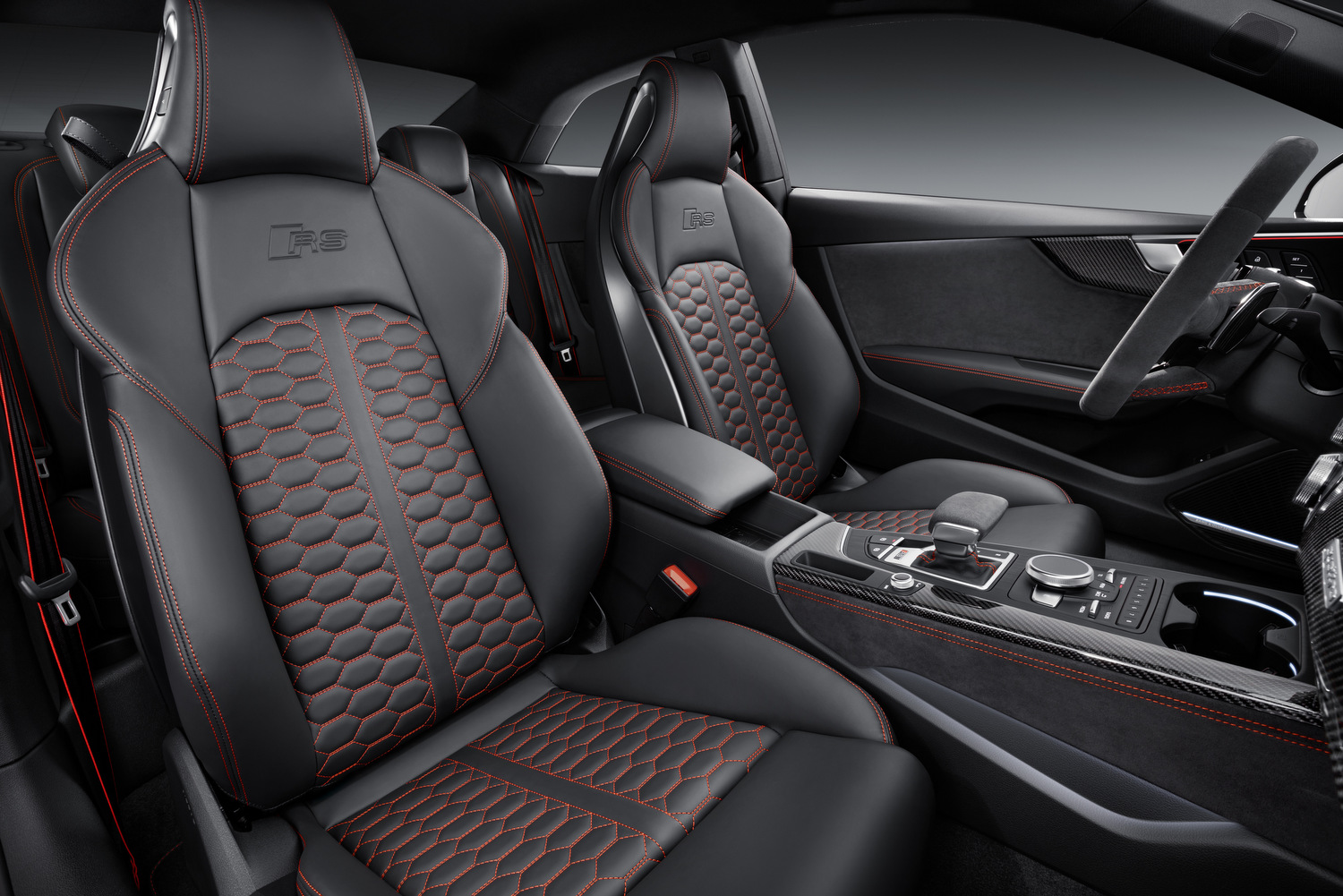 Audi RS5: ugyanaz a nóta 9