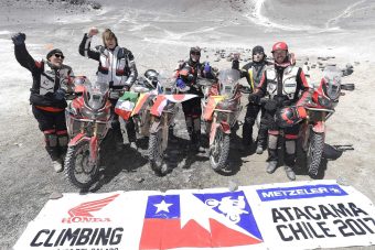 Guinness-rekord hatezer méter magasan