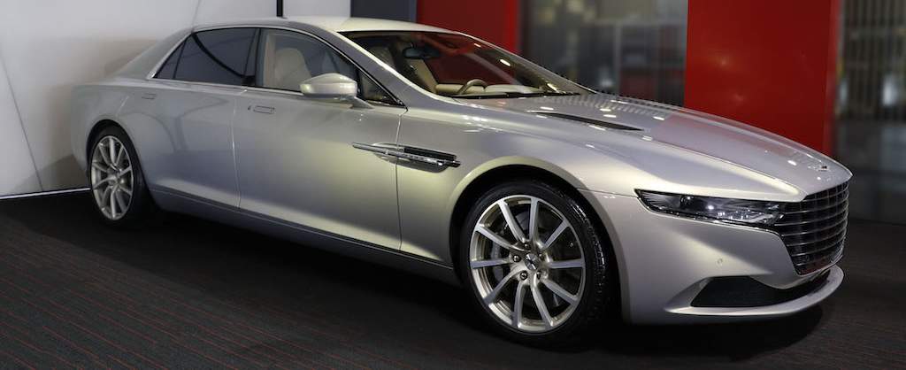 Bukás az Aston Martin méregdrága szedánja 7