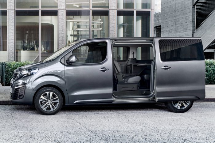Elképesztő, botrányos hanyagság francia autógyárakban 1 3-peugeot_traveller_14