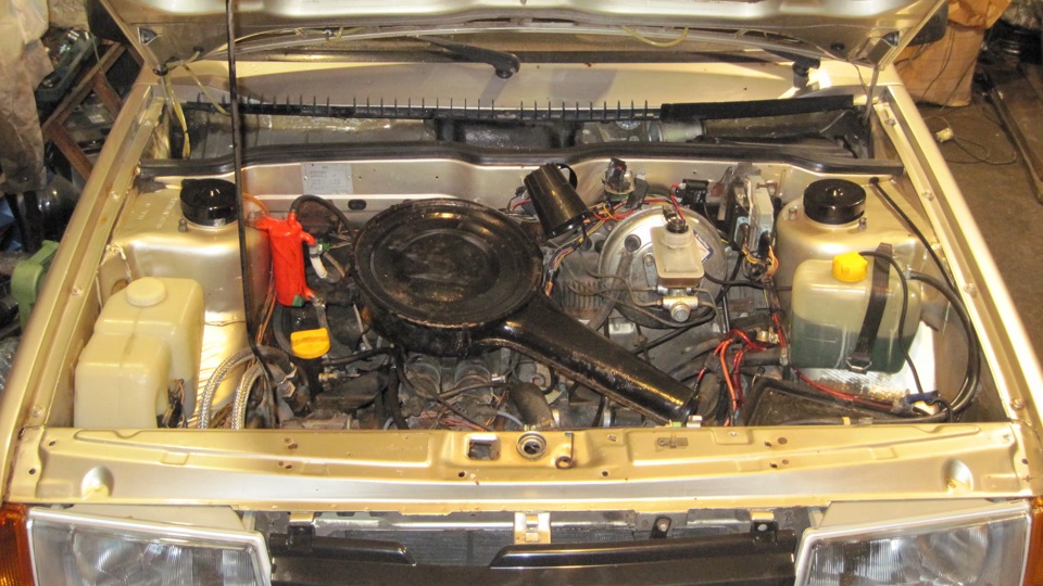 A Wankel-motorral röfögő Ladáknál nincs érdekesebb orosz vas 2 Már egy Samara orrában a továbbfejlesztett két rotoros verzió