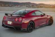 Nissan GT-R Track Edition: Köztes megoldás 14