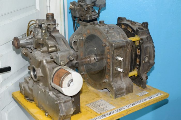 A Wankel-motorral röfögő Ladáknál nincs érdekesebb orosz vas 3 a22f634s-960