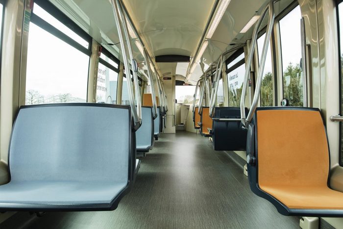 Villamosnak indult, busz lett belőle 2 | Vezess alstom_2017_c