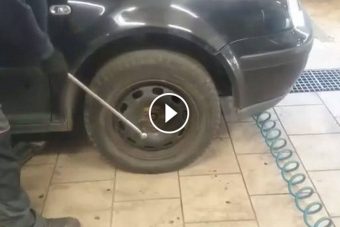 Elképedt a szerelő, amikor meglátta ezt a kereket