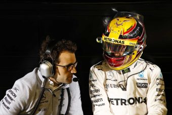 F1: Ezért Hamilton a legjobban fizetett pilóta