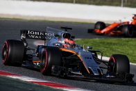 F1: Pattanásig feszült a húr a McLarennél 71