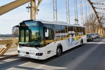 Élesben tesztelik az új magyar buszt 