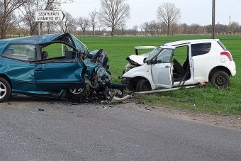 Megrázó fotókon a szentkirályi halálos baleset