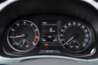 Teszt: Suzuki az olcsó Škoda és a vagány Citroën ellen 52