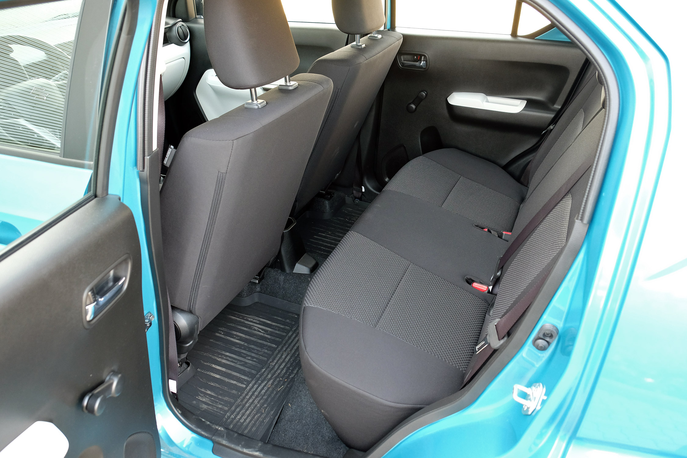 A legcukibb SUV: Suzuki Ignis 40