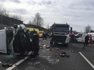 Képek az M7-esen történt 4-es karambolról