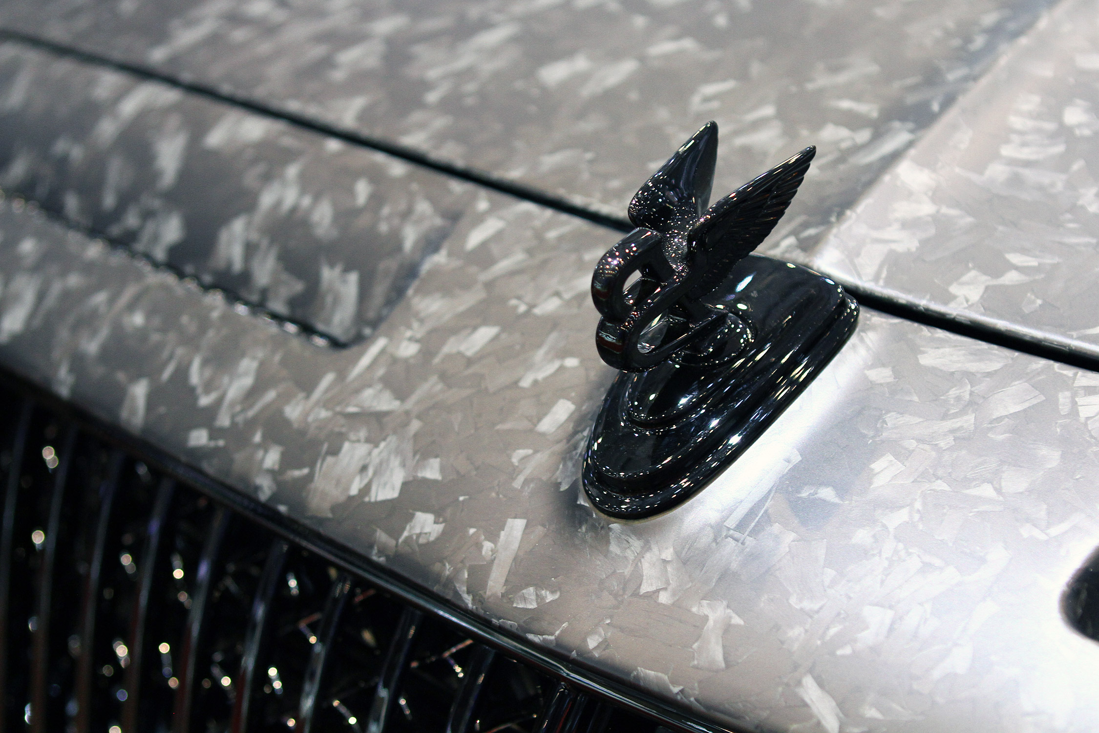 Csuklásig tuningolt Bentley Bentayga a Mansorynál 10